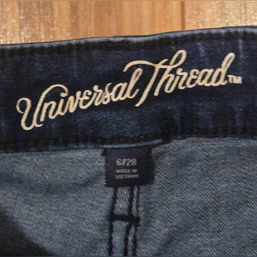 ❤️ NWOT Universal Thread High Rise Denim Shorts - Picture 4 of 7